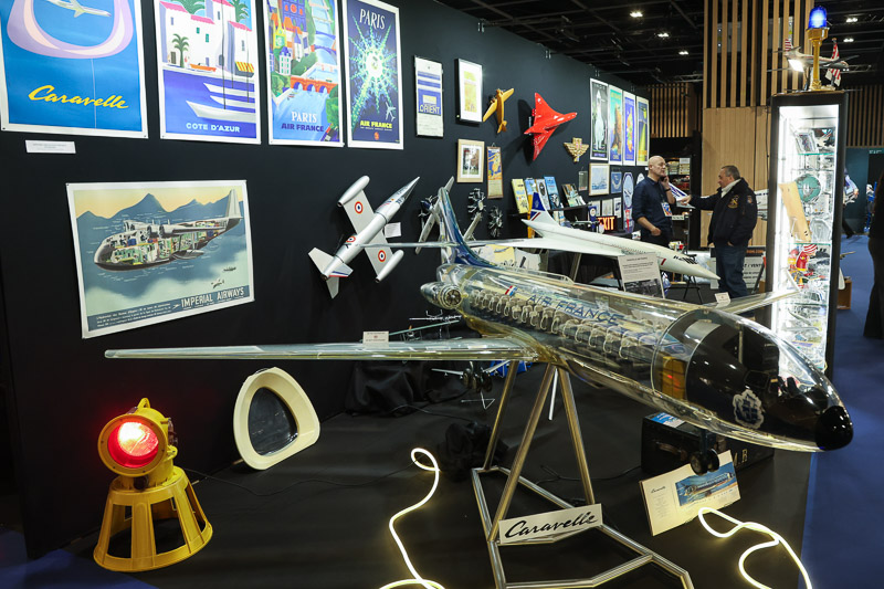 Flugzeugmodelle wie diese Caravelle- Rétromobile 2026 (© Bruno von Rotz)